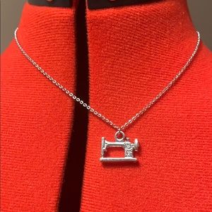 Vintage 3D Sewing Machine Necklace, Silver Tone